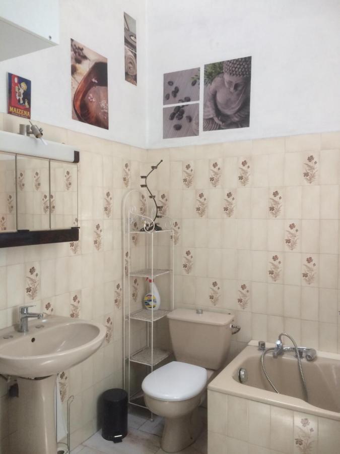 Appartement Sur Sommieres Jusqu'A 6 Personnes Exterior photo